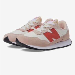 New Balance Kids 237 Bungee Sneaker (Pink/Red)